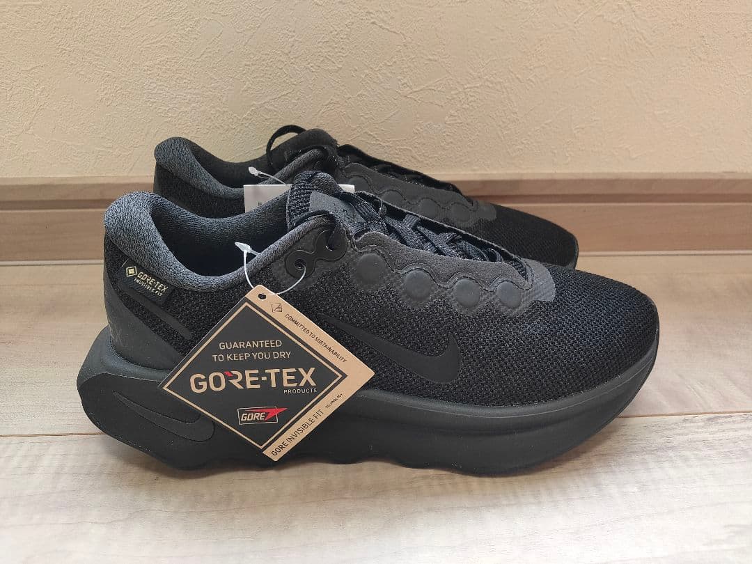23.5cm 新品 NIKE WMNS MOTIVA GTX ナイキ モティバ