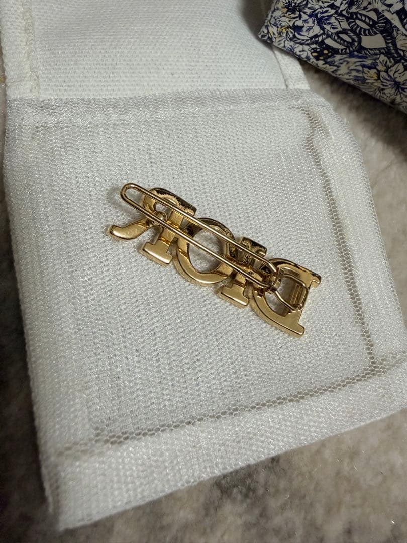 ディオール ★ DIOR ロゴ ビジュー バレッタ ピン ヘアアクセサリー