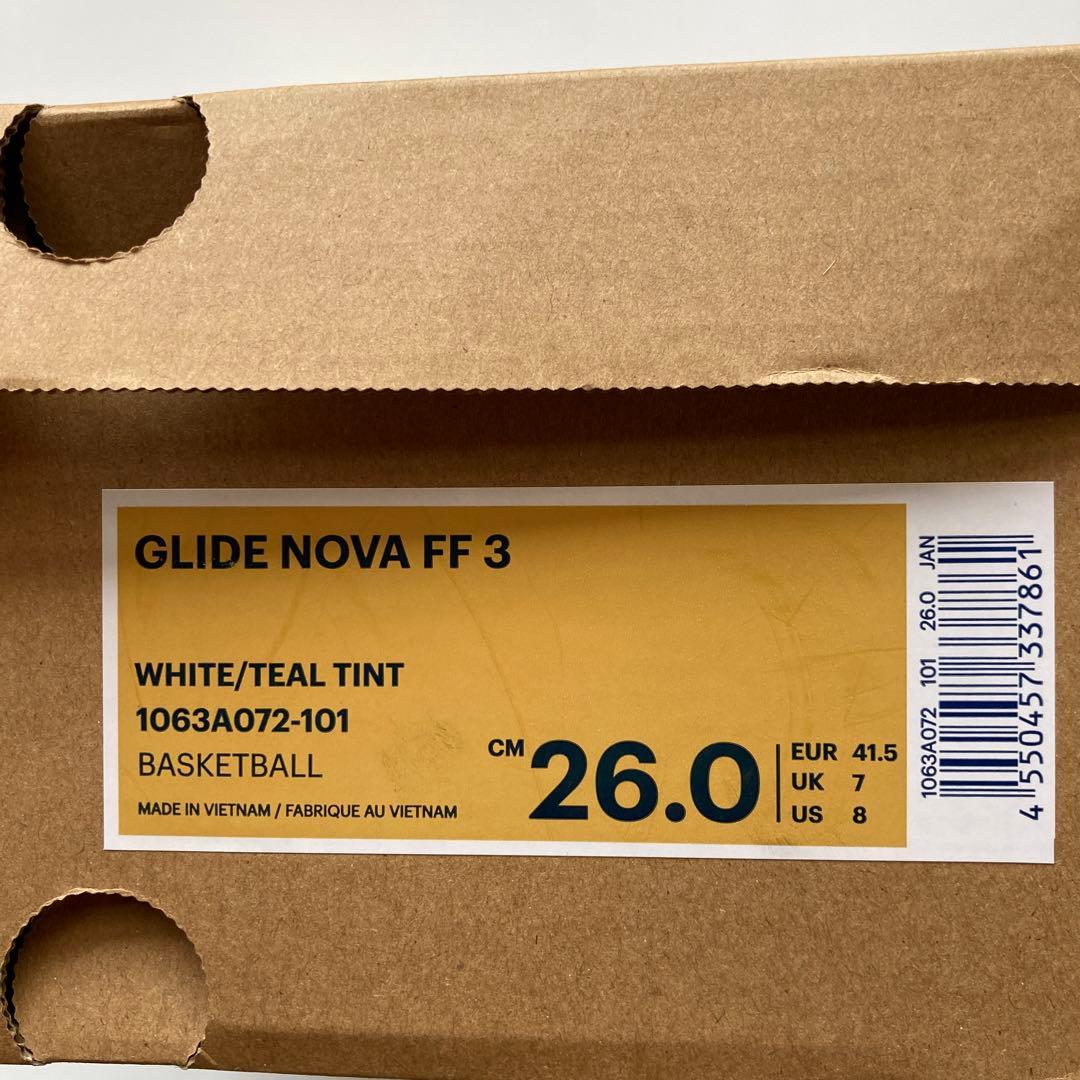 アシックス　GLIDE NOVA FF 3、26.0cm