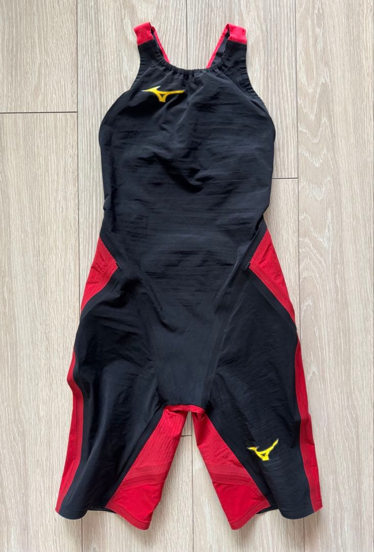 ミズノ GX SONIC6 ET 140サイズ ジュニア 女子 高速水着①