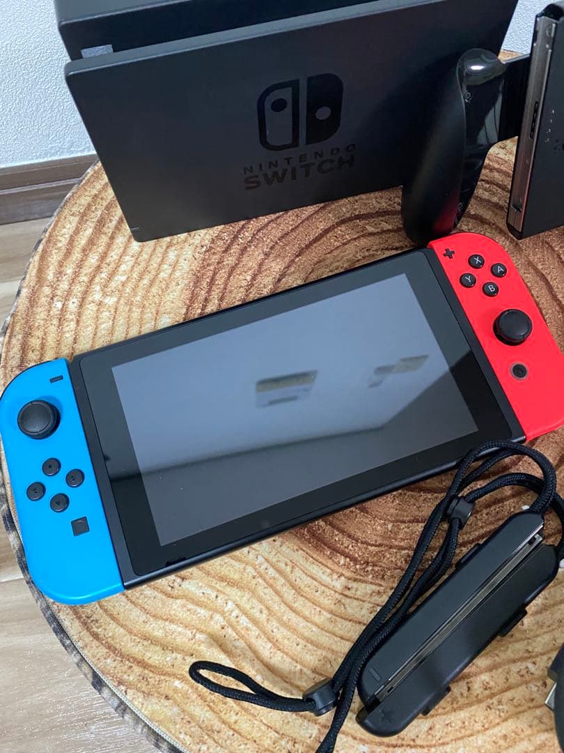Nintendo Switch ニンテンドースイッチ本体　ネオン　箱無し ①