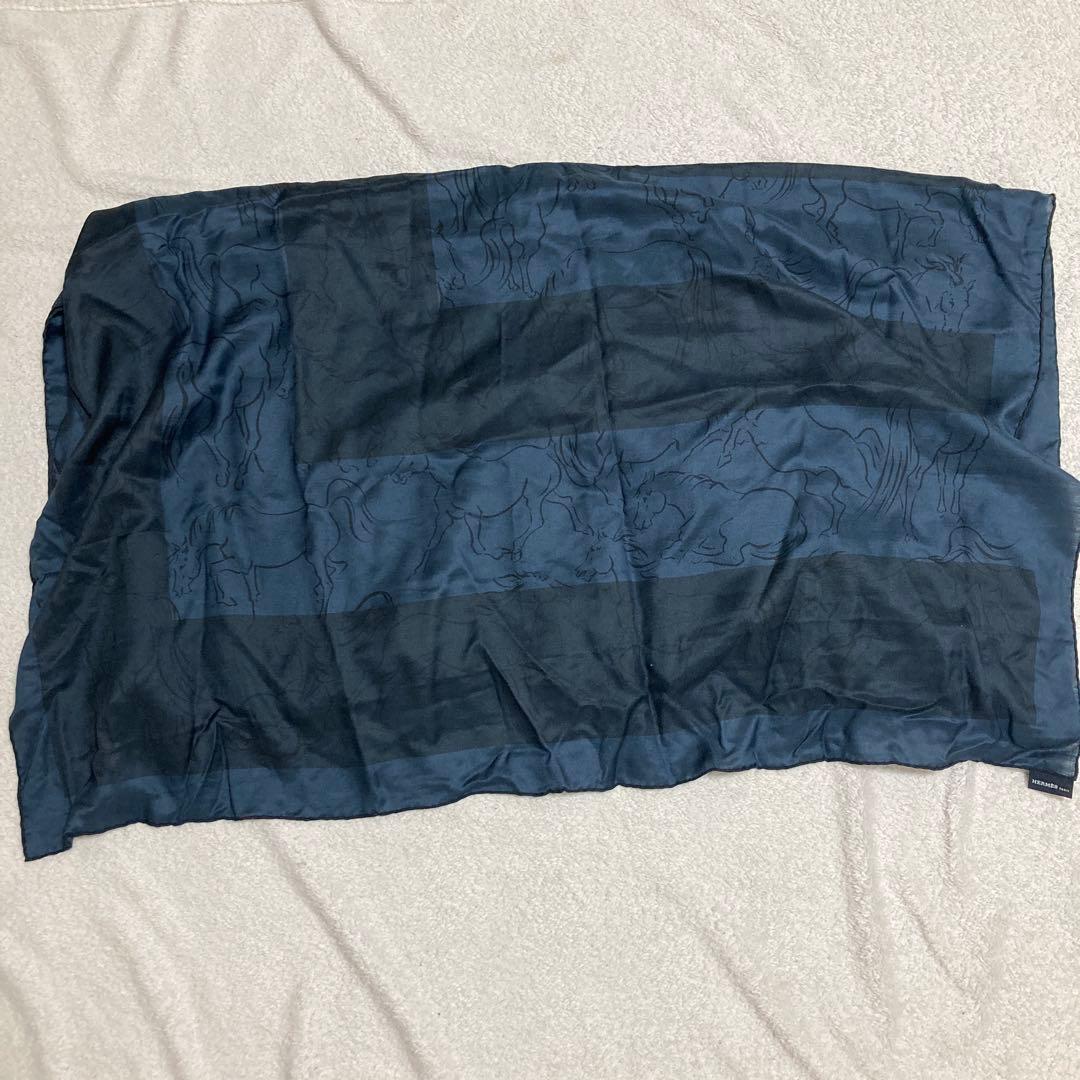 HERMÈS エルメス　ダークブルー シルク大判ストール　馬柄 197×96cm