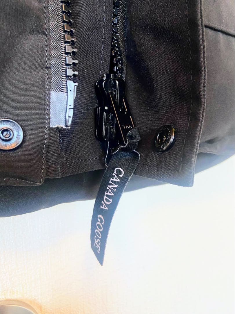 カナダグースダウンベスト　L G 180/92Y ブラック