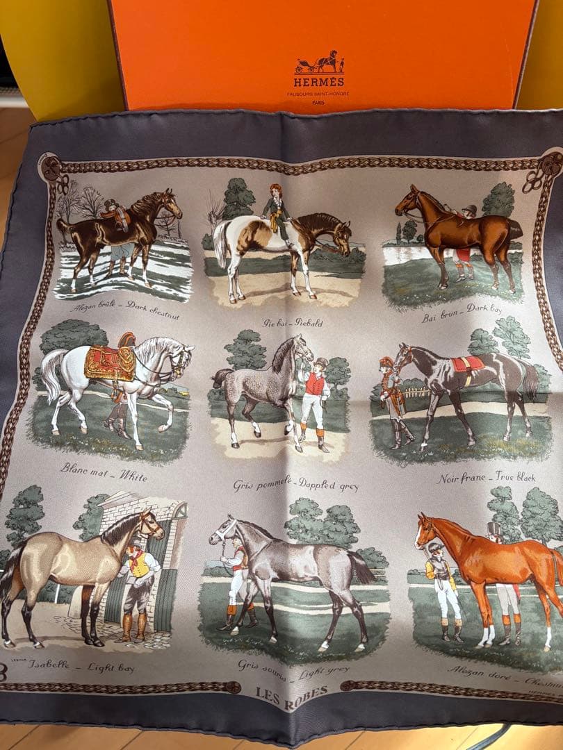 HERMES 馬のイラスト スカーフ