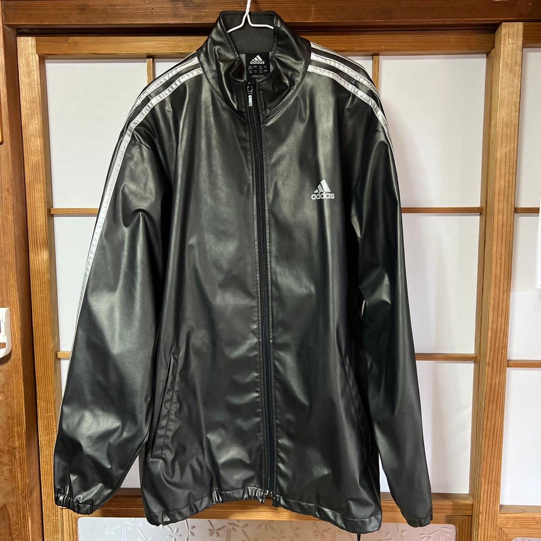 レア！アディダス フェイクレザー上下セットXOサイズ