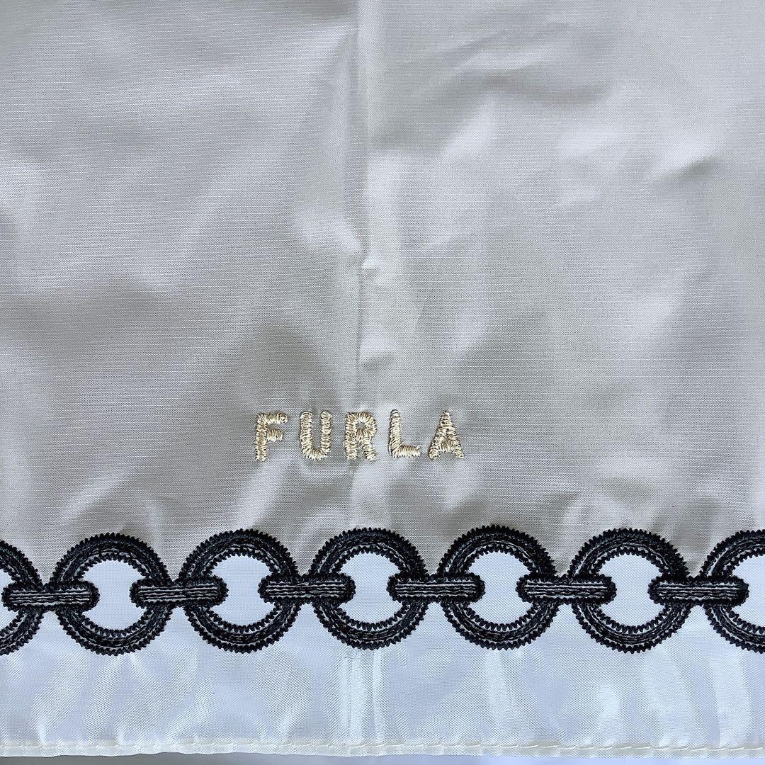 新品★フルラ★FURLAオーガンジーチェーン刺繍晴雨兼用2段折りたたみ傘★グレー