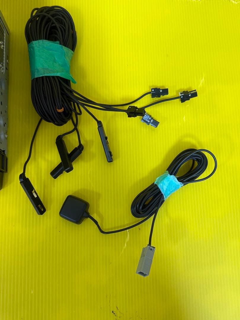 Panasonic Strada CN-RA07D 2020年製　カーナビ