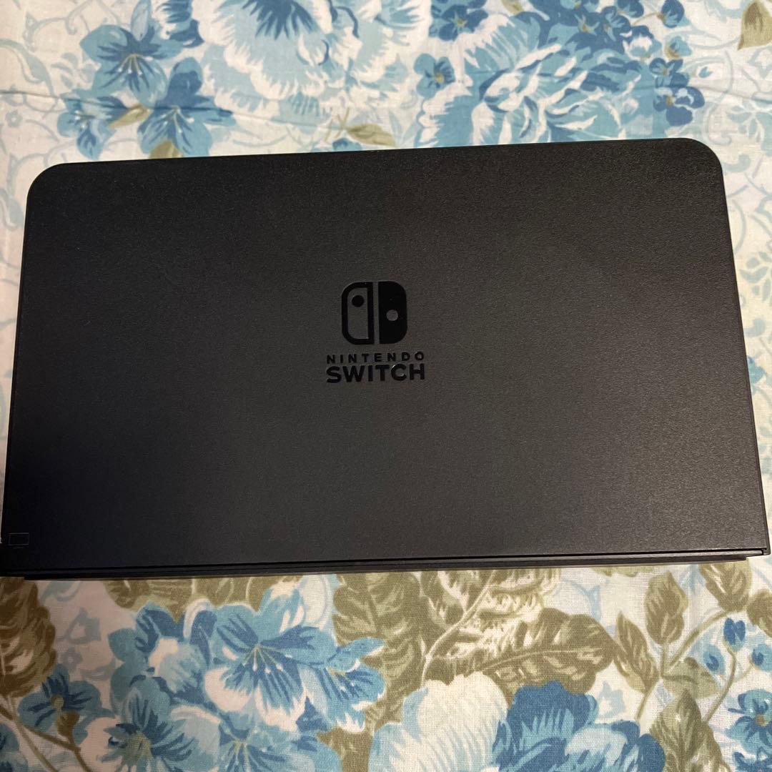【完品】　Nintendo Switch 有機EL本体
