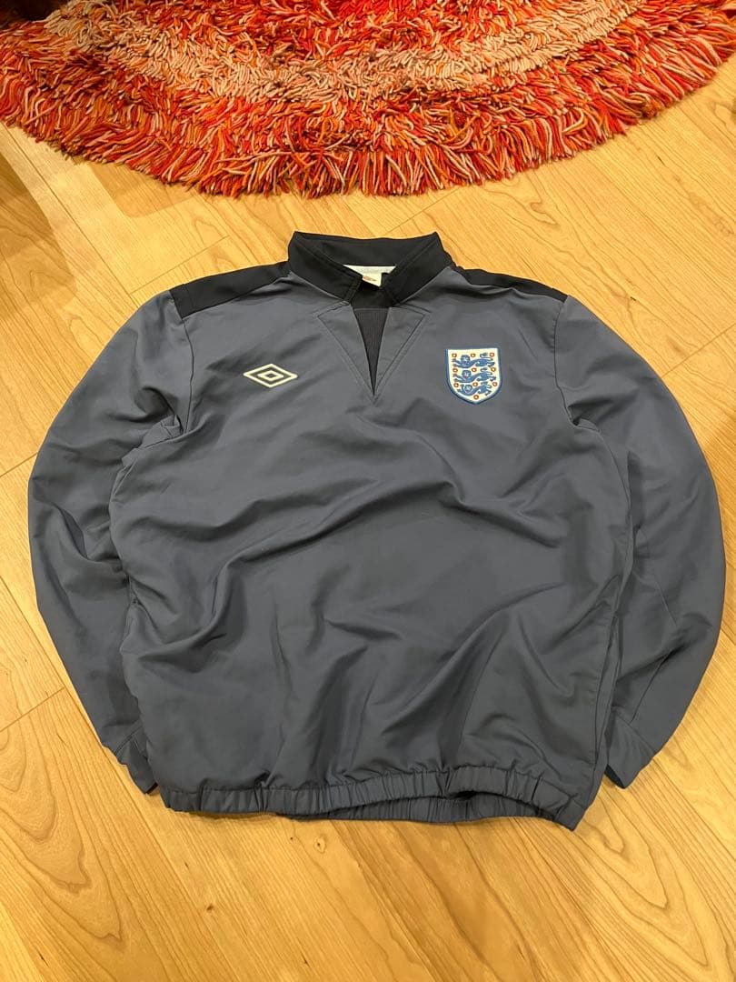 【希少_好色】在原みゆ紀 UMBRO×イングランド代表/ドリルトップ/L