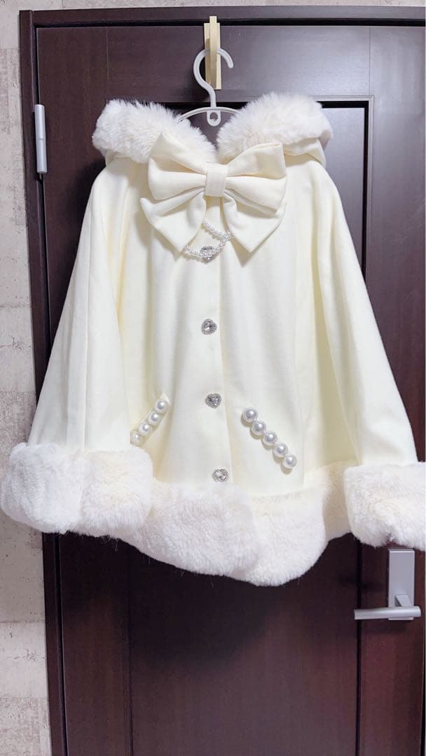 【美品】MARS リボン付きボリュームファーフードケープコート ホワイト