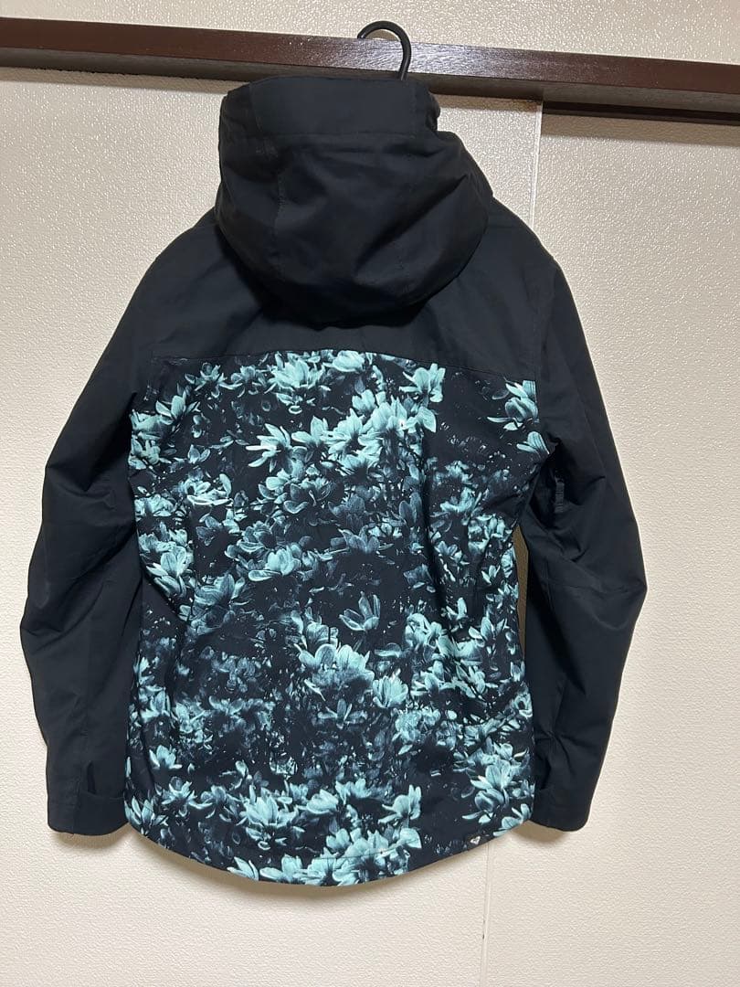 ロキシー スノーボード レディースS インナー付& ロキシー新品ビーニー　セット