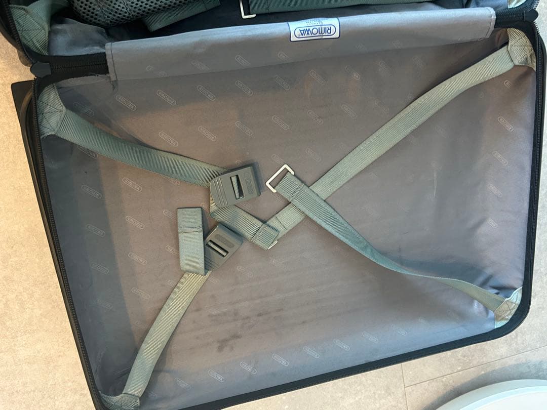 RIMOWA SALSA ブラックキャリーケース