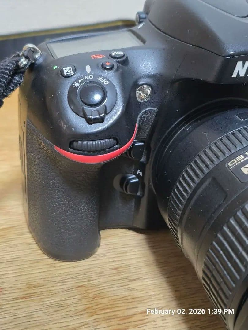 Nikon D800 一眼レフカメラ AF-S NIKKOR 18-200mm