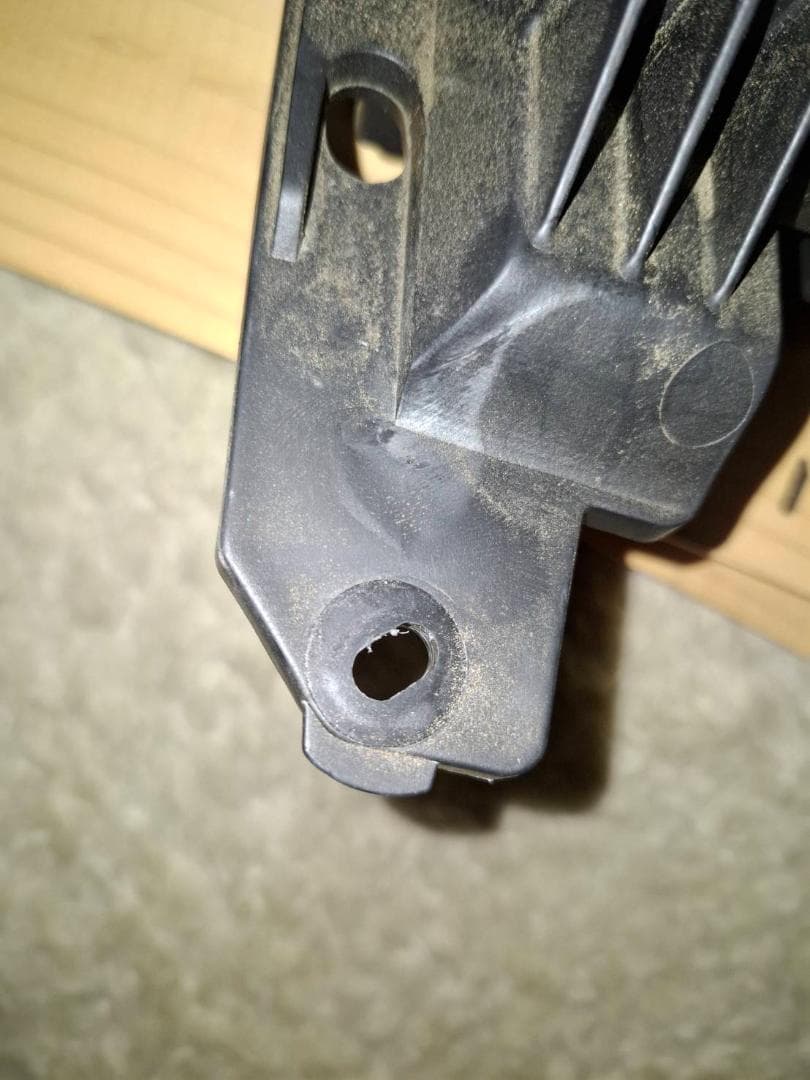 日産エクストレイルＴ３３　LED右コンビネーションランプ ・ウィンカー