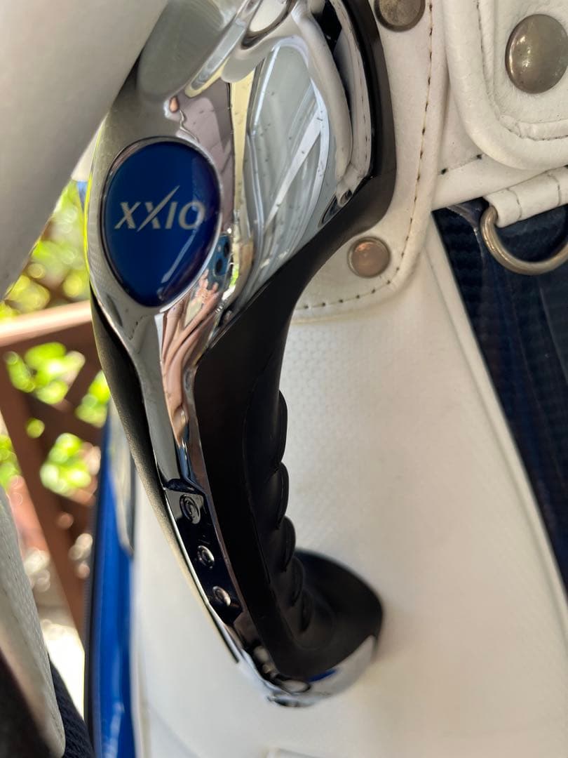 XXIO ゴルフバッグ・キャディバッグ ホワイト/ブルー　クラブセット