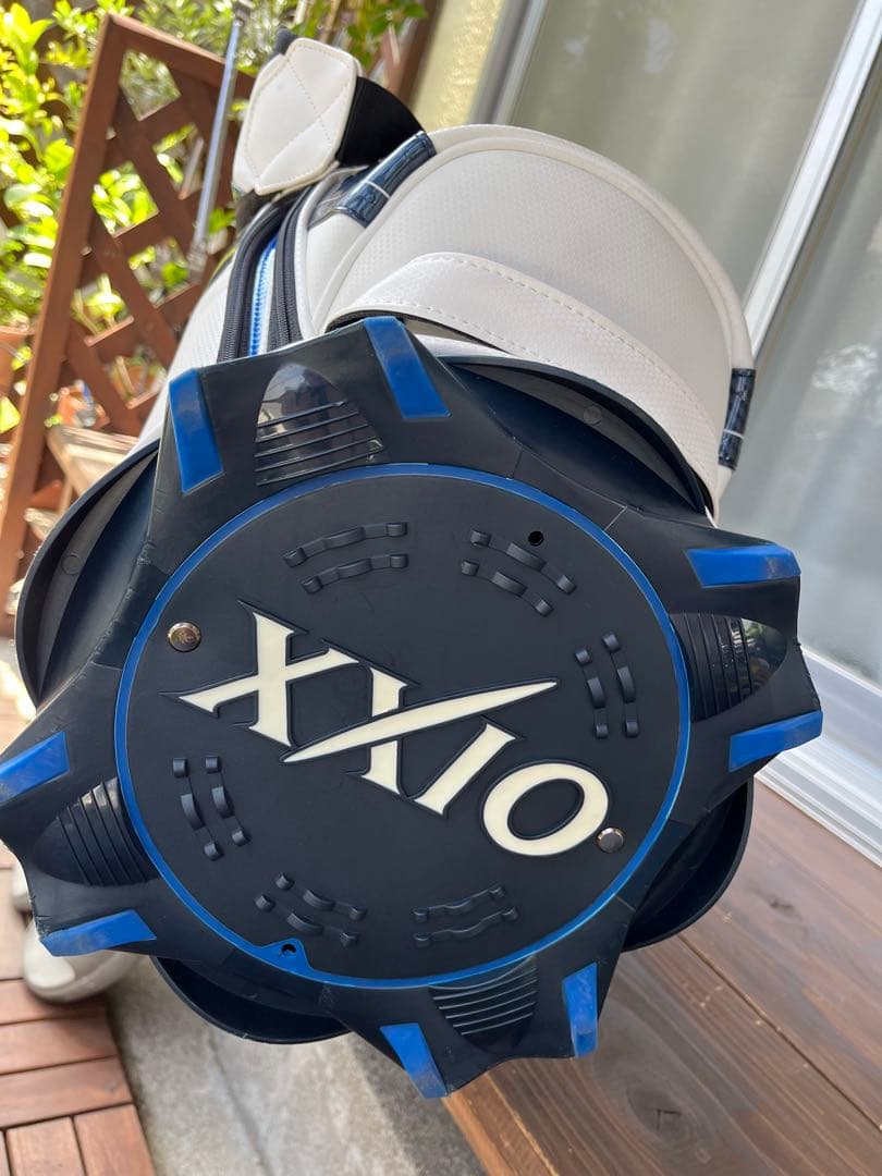 XXIO ゴルフバッグ・キャディバッグ ホワイト/ブルー　クラブセット