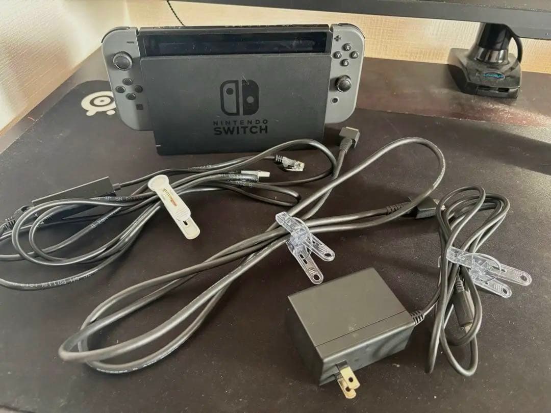 値下げ可能 Nintendo Switch 本体 黒Joy-Con SDカード付