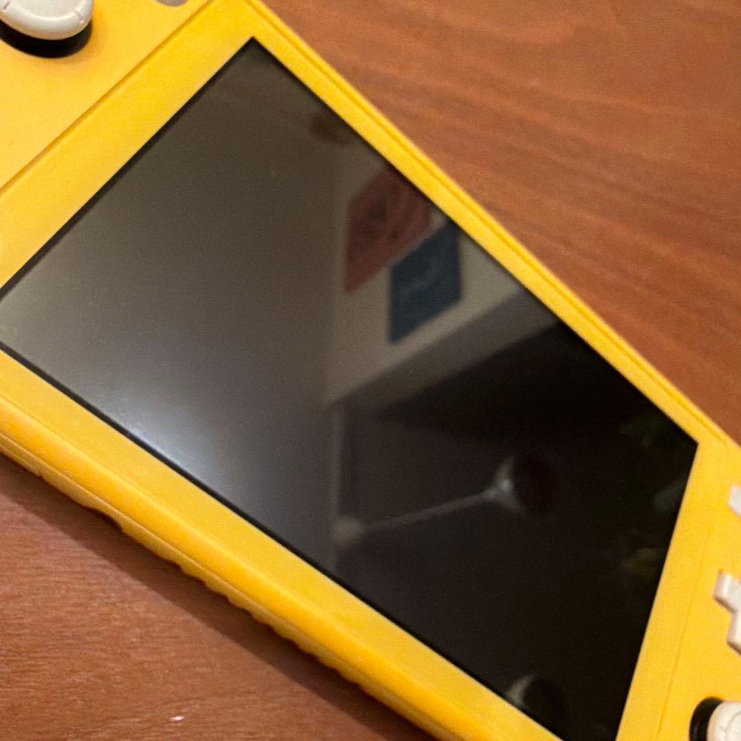 Nintendo Switch Lite イエロー 本体 ACアダプター、箱付き