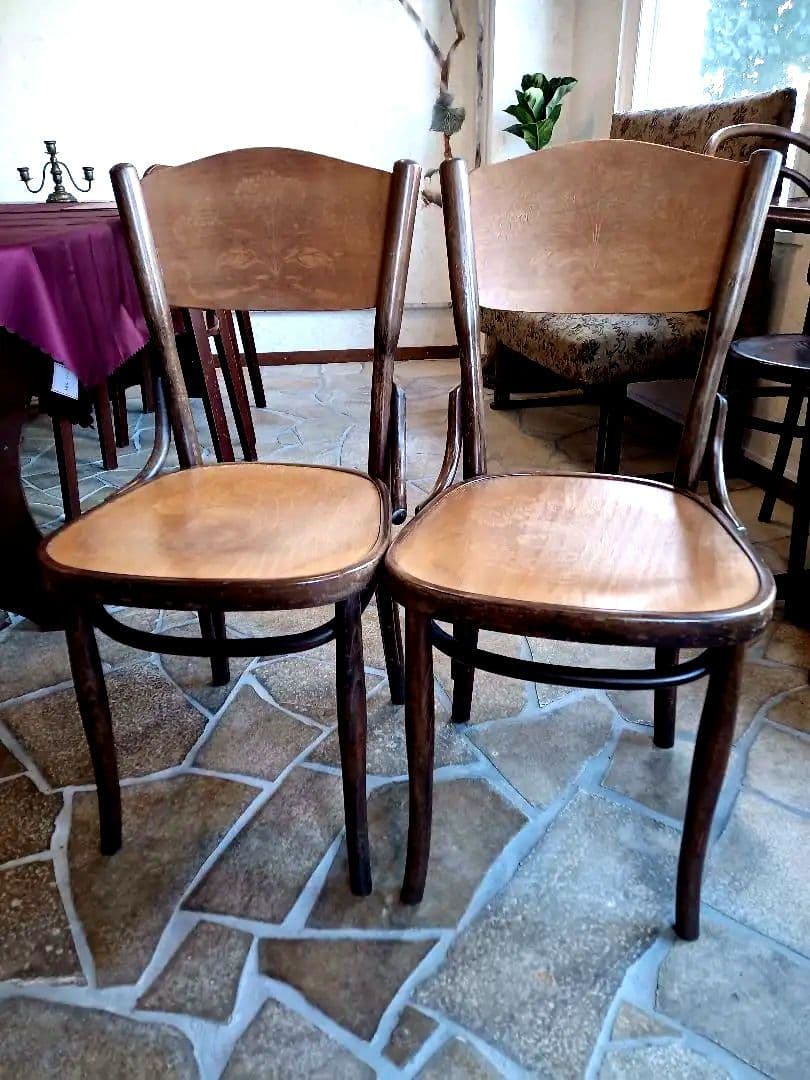 IDEC社製アンティークベントウッドチェア2脚