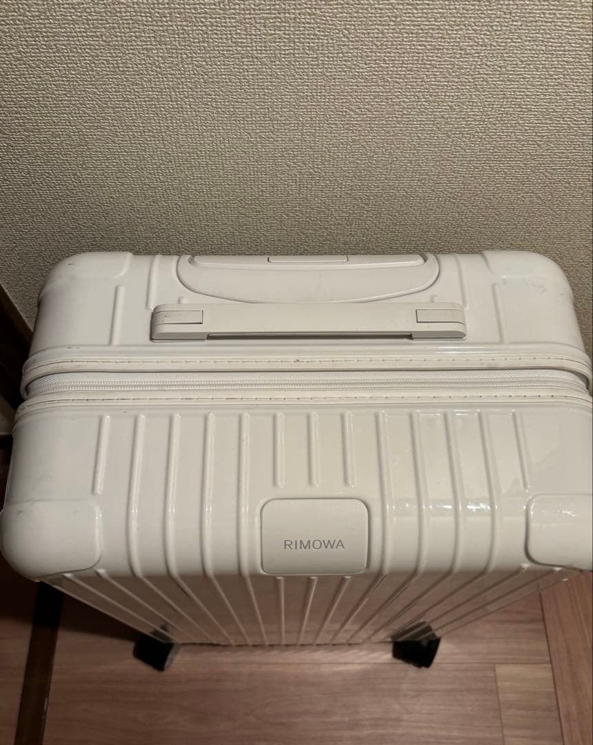 永久保証　RIMOWA Essential チェックイン M ホワイト