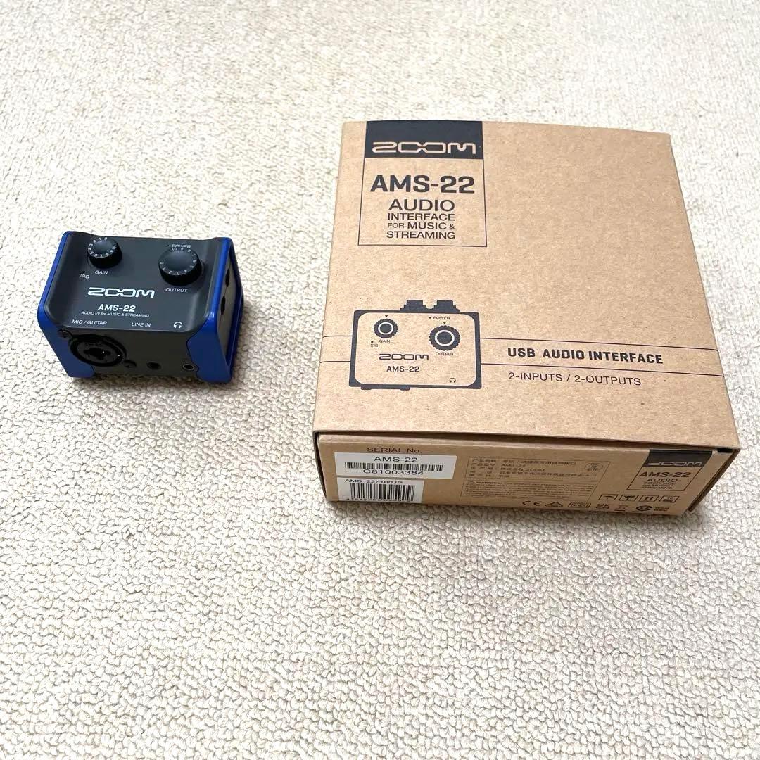 ZOOM AMS-22 本体とボックス オーディオインターフェース