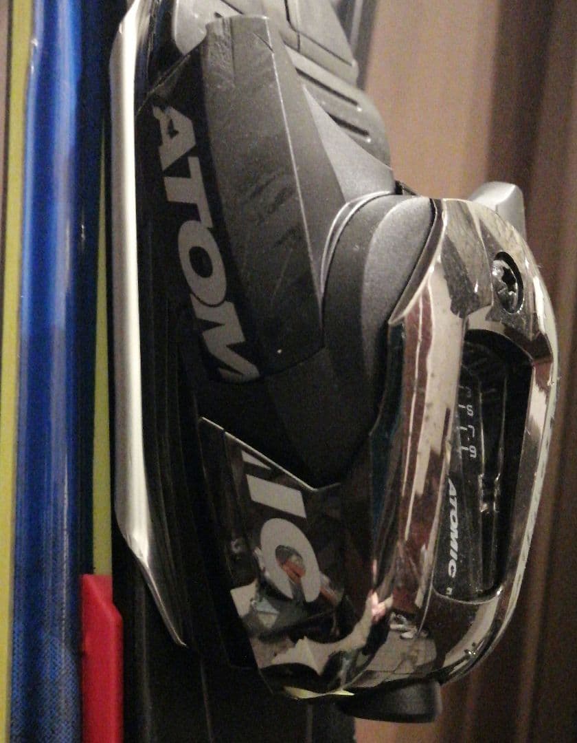 Atomic スキー板 164cm XTO10ビンディング付き