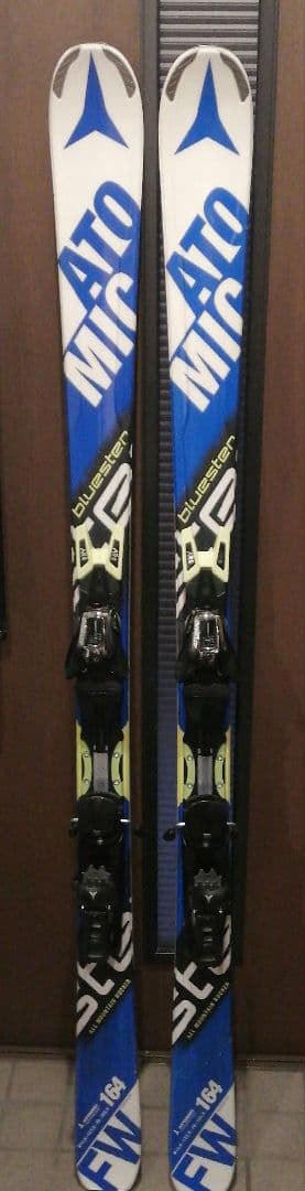 Atomic スキー板 164cm XTO10ビンディング付き