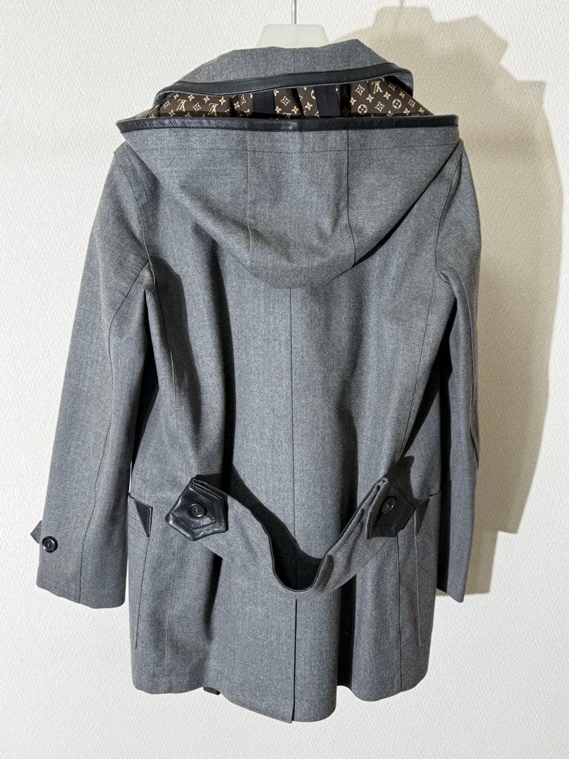 ルイヴィトン フード付きPコート