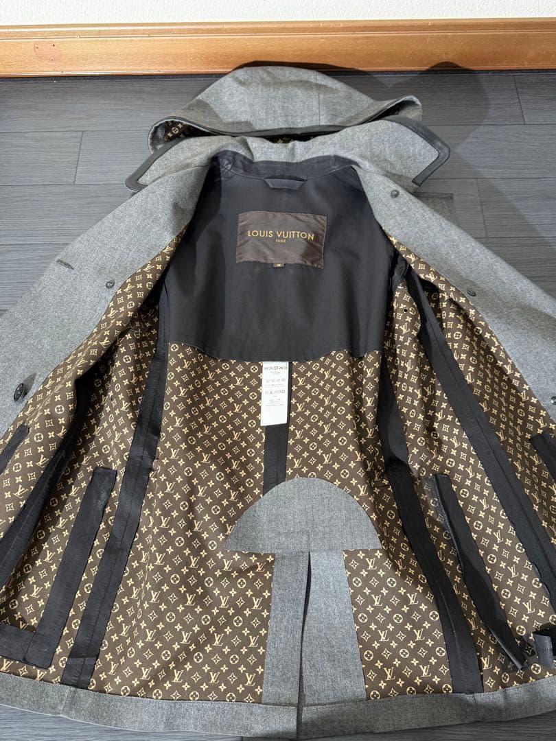 ルイヴィトン フード付きPコート