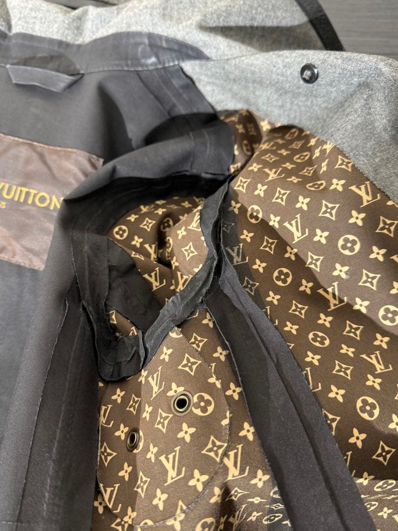 ルイヴィトン フード付きPコート