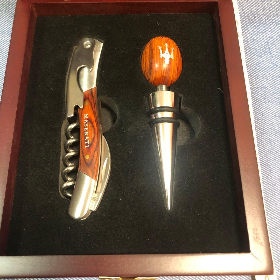 リクエスト値下非売品未使用MASERATIワインオープナーストッパーピンズセット