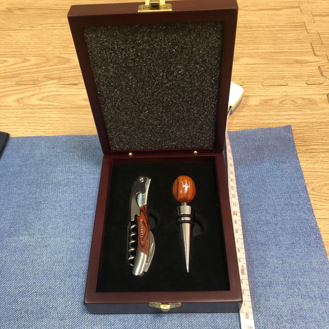 リクエスト値下非売品未使用MASERATIワインオープナーストッパーピンズセット
