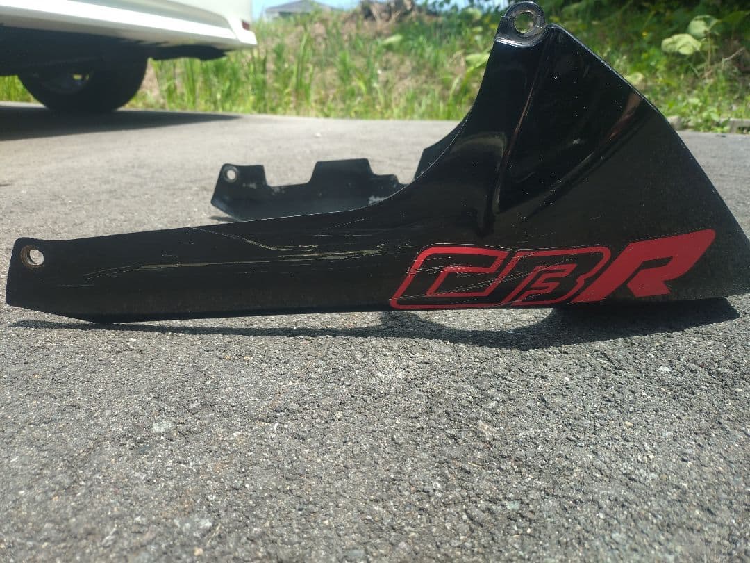 CBR400F　純正アンダーカウル