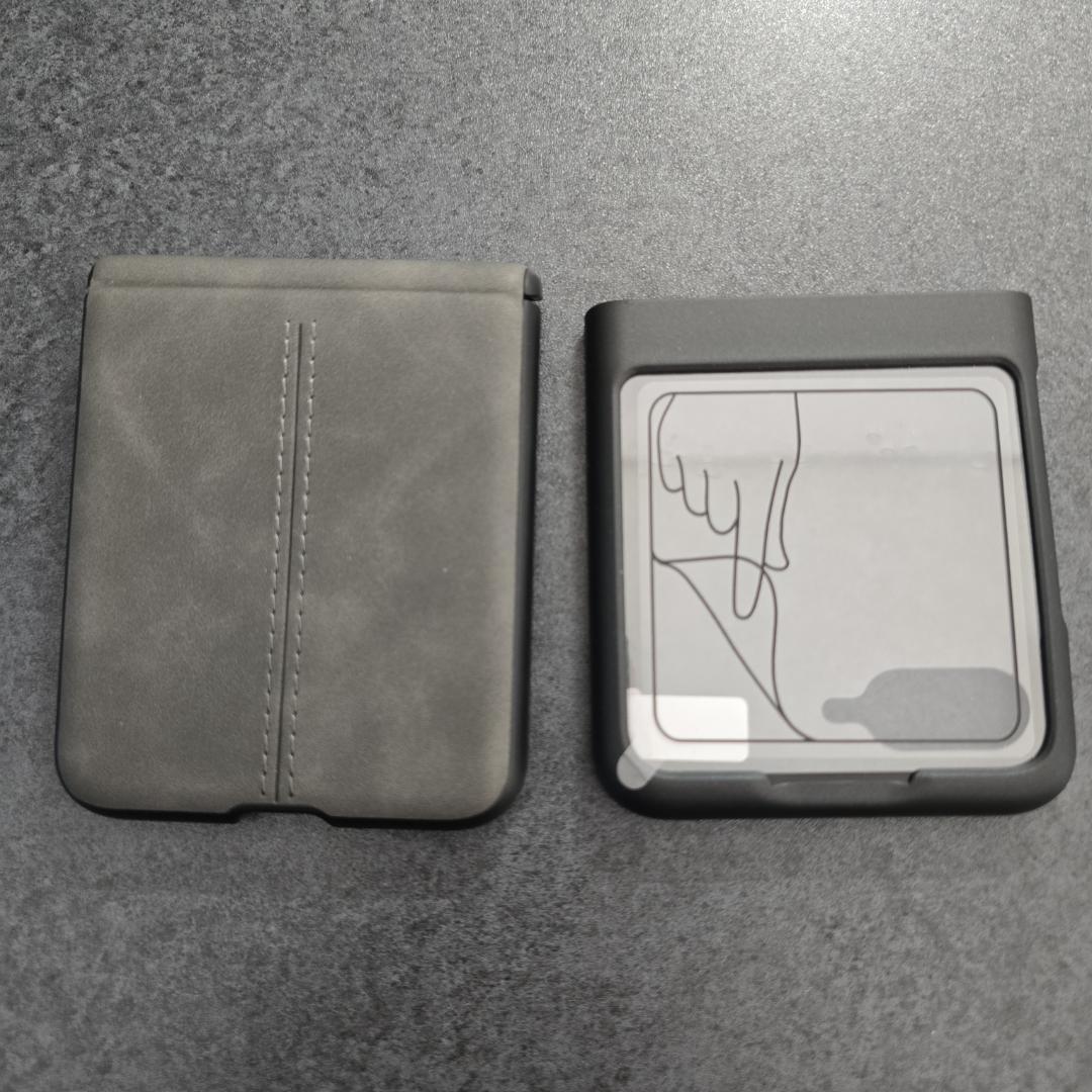 [使用時間・短期] motorola razr 50s コアラグレイ オマケ多数