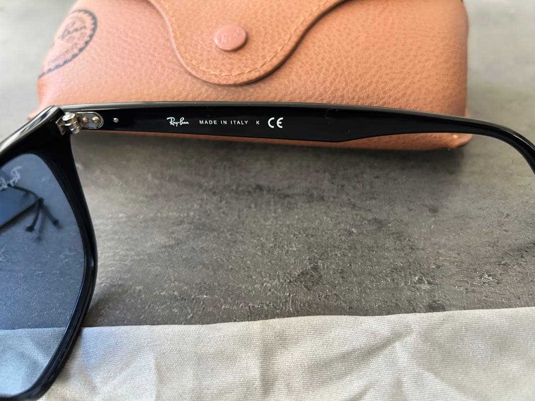 レイバンRayBan サングラスRB4258-F 52□20 150ブルーレンズ