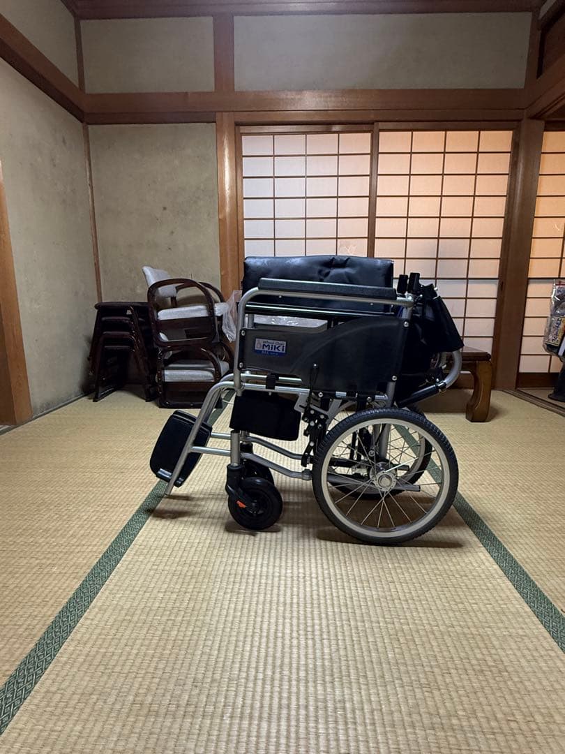 MIKI 車椅子 折りたたみ式 ネイビー 取扱説明書付き