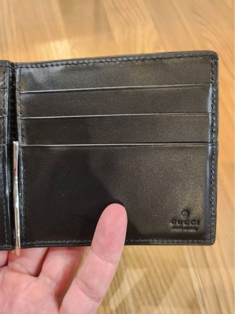\"美品\"GUCCI ブラック GGパターン マネークリップ