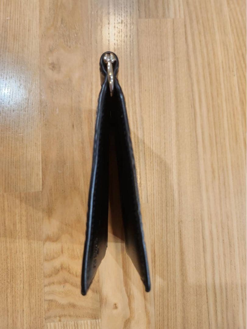 \"美品\"GUCCI ブラック GGパターン マネークリップ