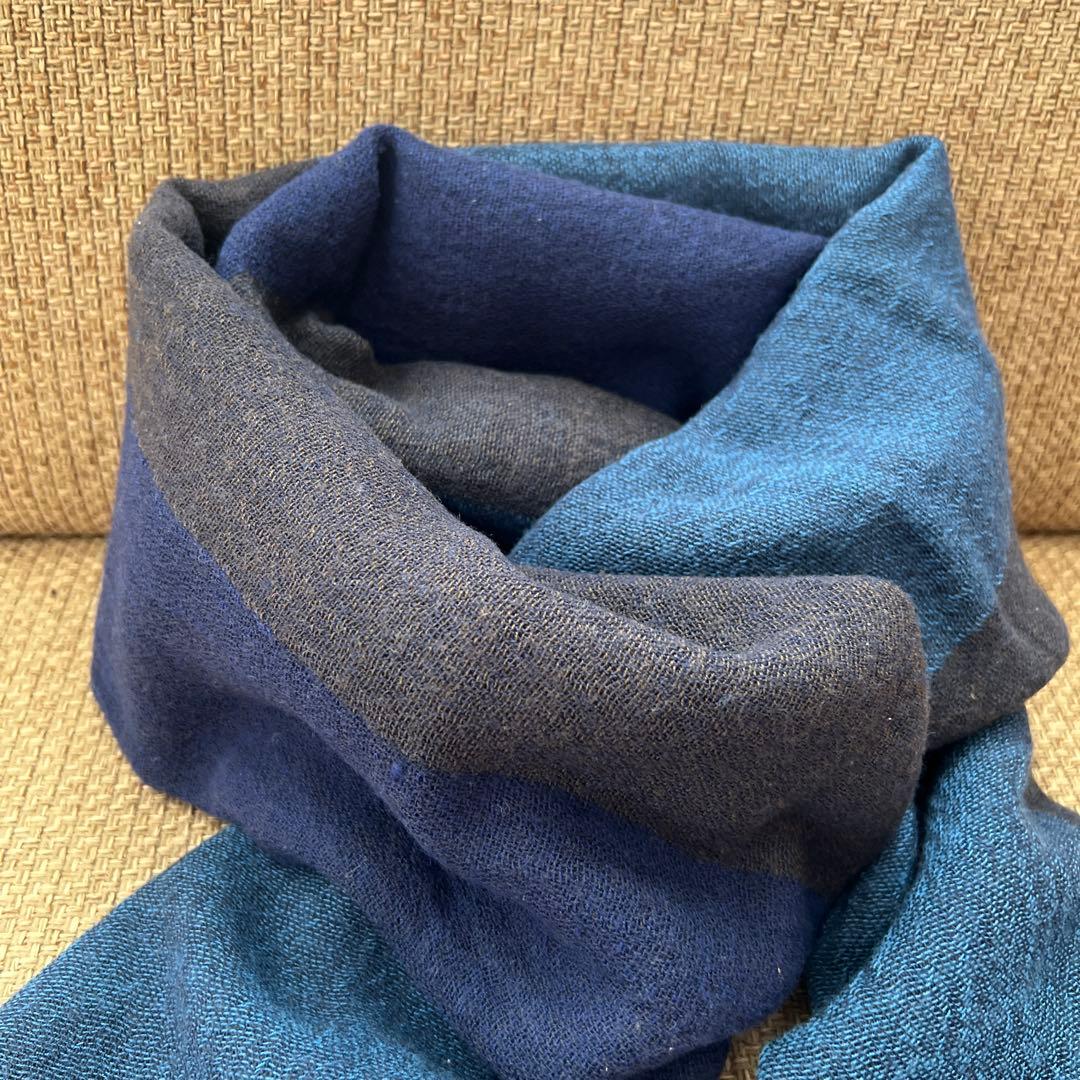 パラスパレス　ヴーム vmマフラー　ウール　ブルー　未使用品