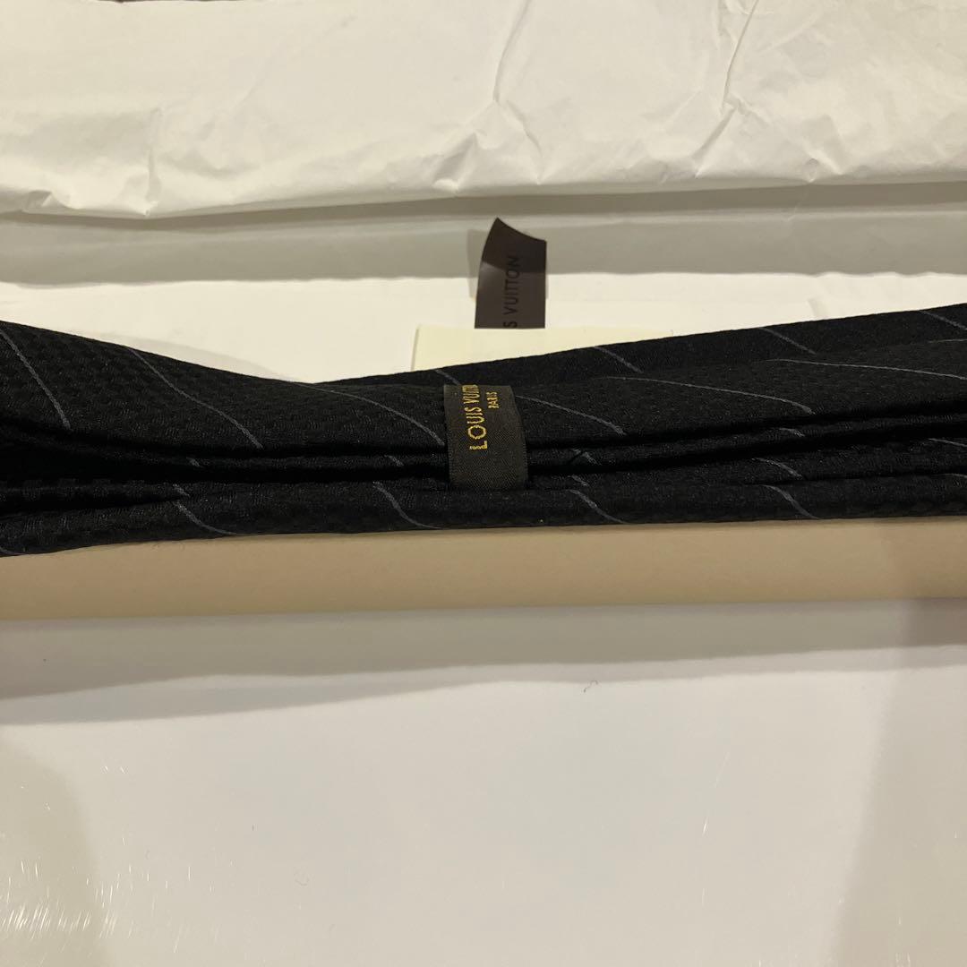 LOUIS VUITTON ブラック ストライプ ネクタイ