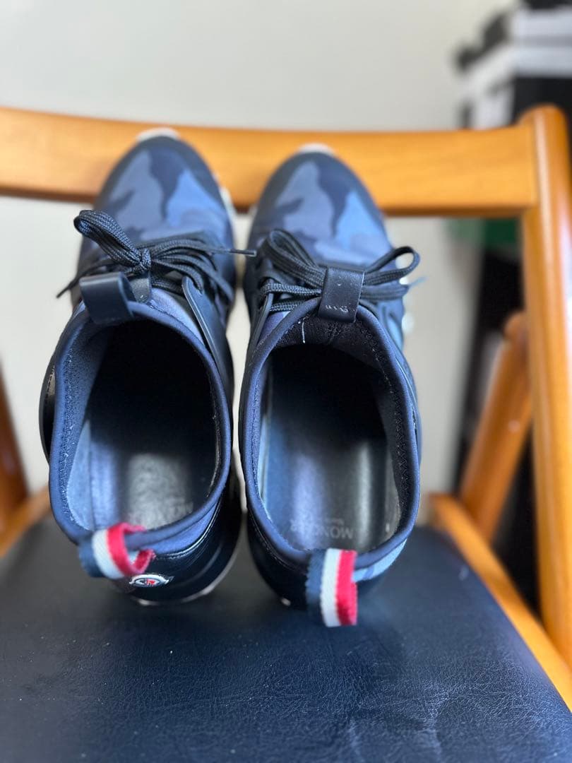 モンクレールスニーカー