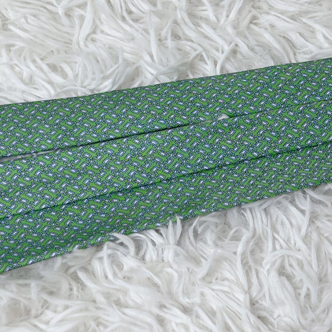 ✨未使用級✨　HERMES シルク100% ネクタイ グリーン フランス製　総柄