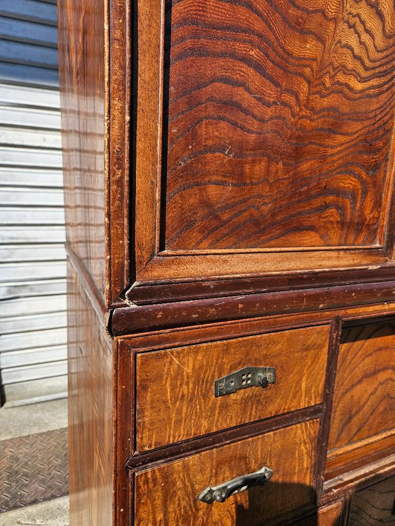 日本のアンティーク 美しい杢目の茶箪笥 無垢材 欅 茶棚 和家具 木製 古民家