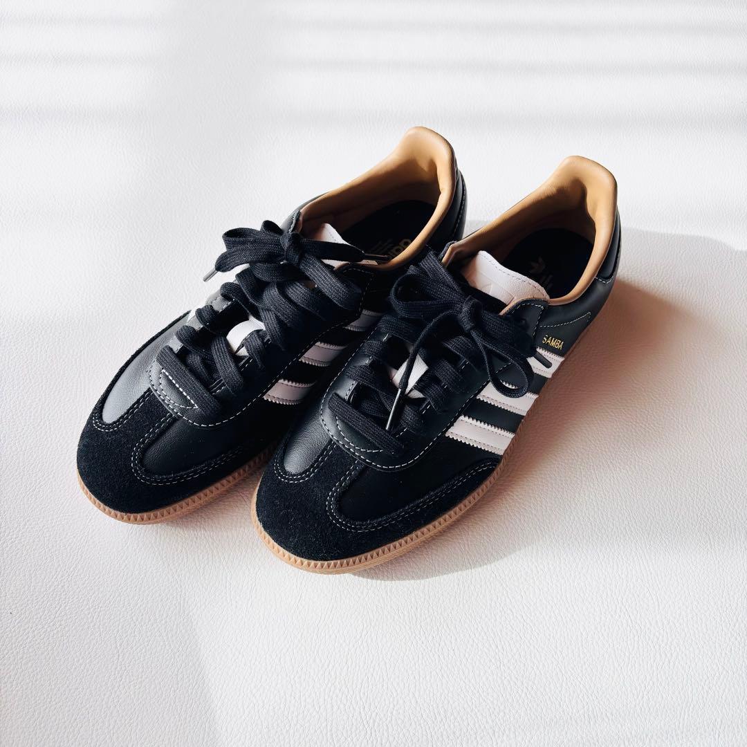 adidas Samba ブラック　スニーカー　アダムエロペ