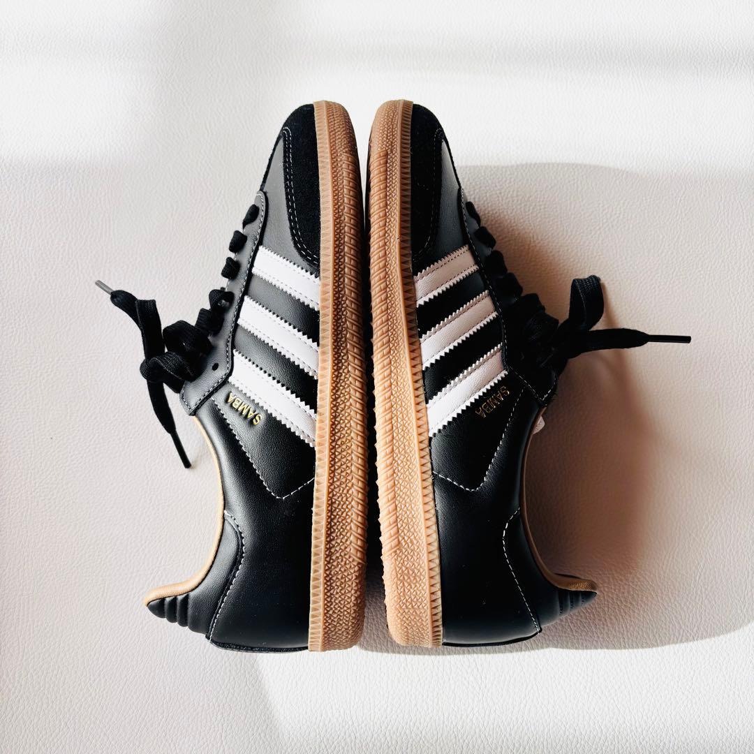 adidas Samba ブラック　スニーカー　アダムエロペ