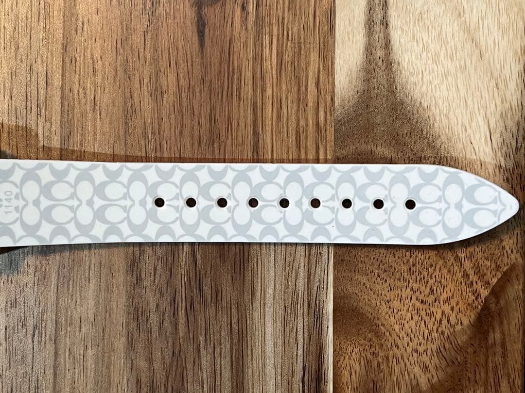 COACH コーチ 腕時計 白　ユニセックス