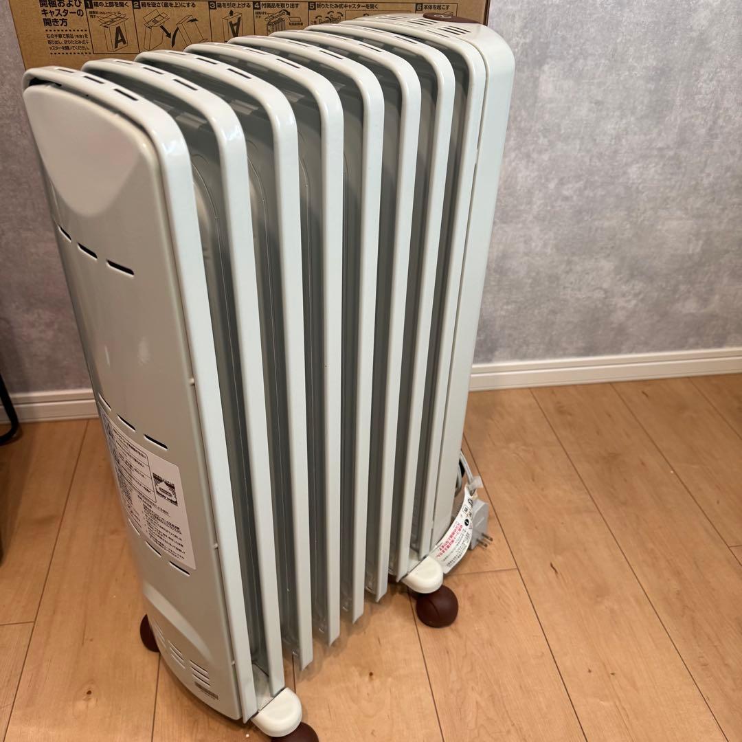 DeLonghi デロンギ オイルヒーター 10畳 JR0812-BR