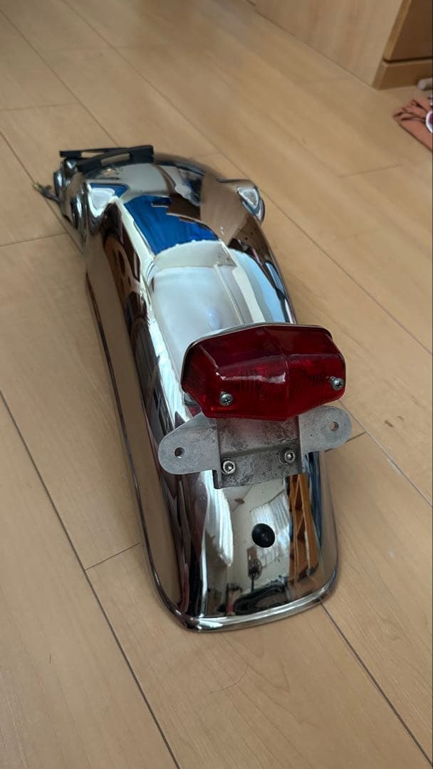 【美品】SR400純正リアフェンダー