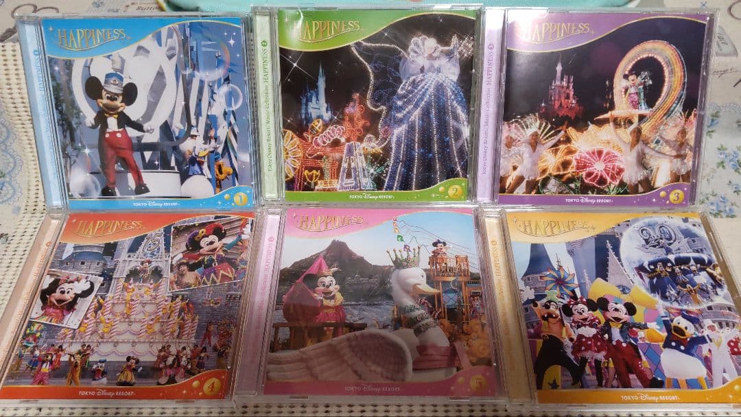 ディズニー　30周年記念　音楽コレクション　HAPPINESS