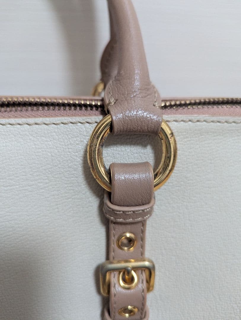 ミュウミュウ　MIU MIU マドラスショルダーバッグ